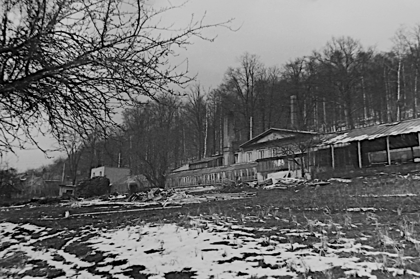 Der alte Ernstthaler Gottesacker an der Dresdner Straße.