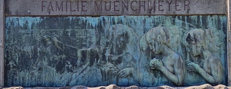Relief der Münchmeyer-Grabstätte